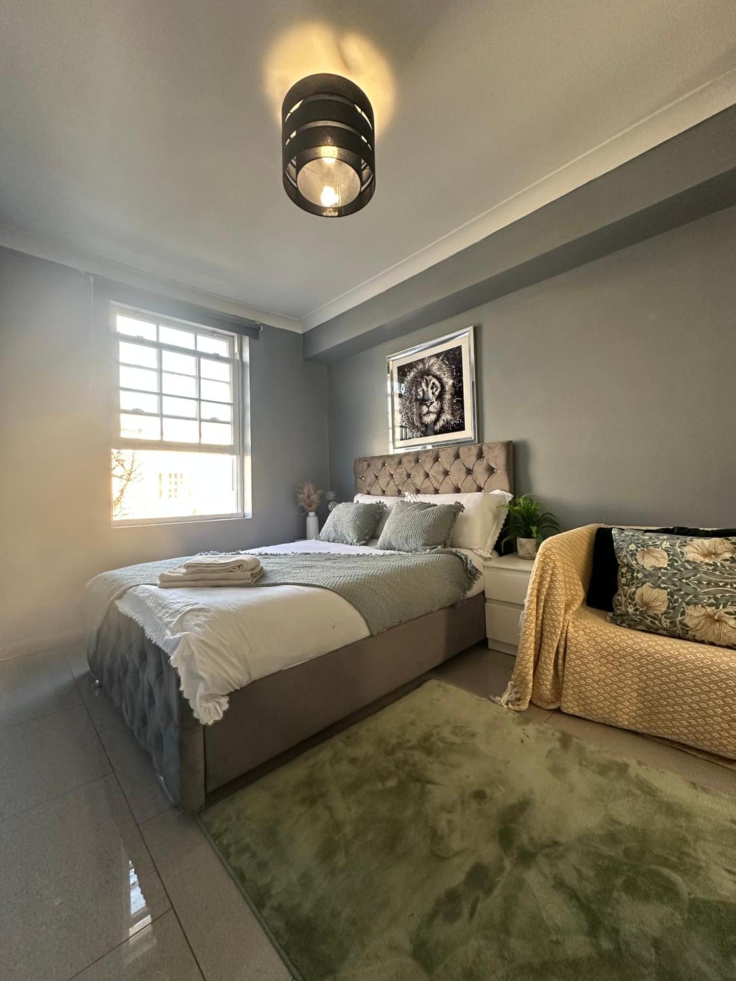 "Bright & Spacious" 3 Bedroom Flat By Kings Cross, St Pancras Station!!!!64 London Exterior foto