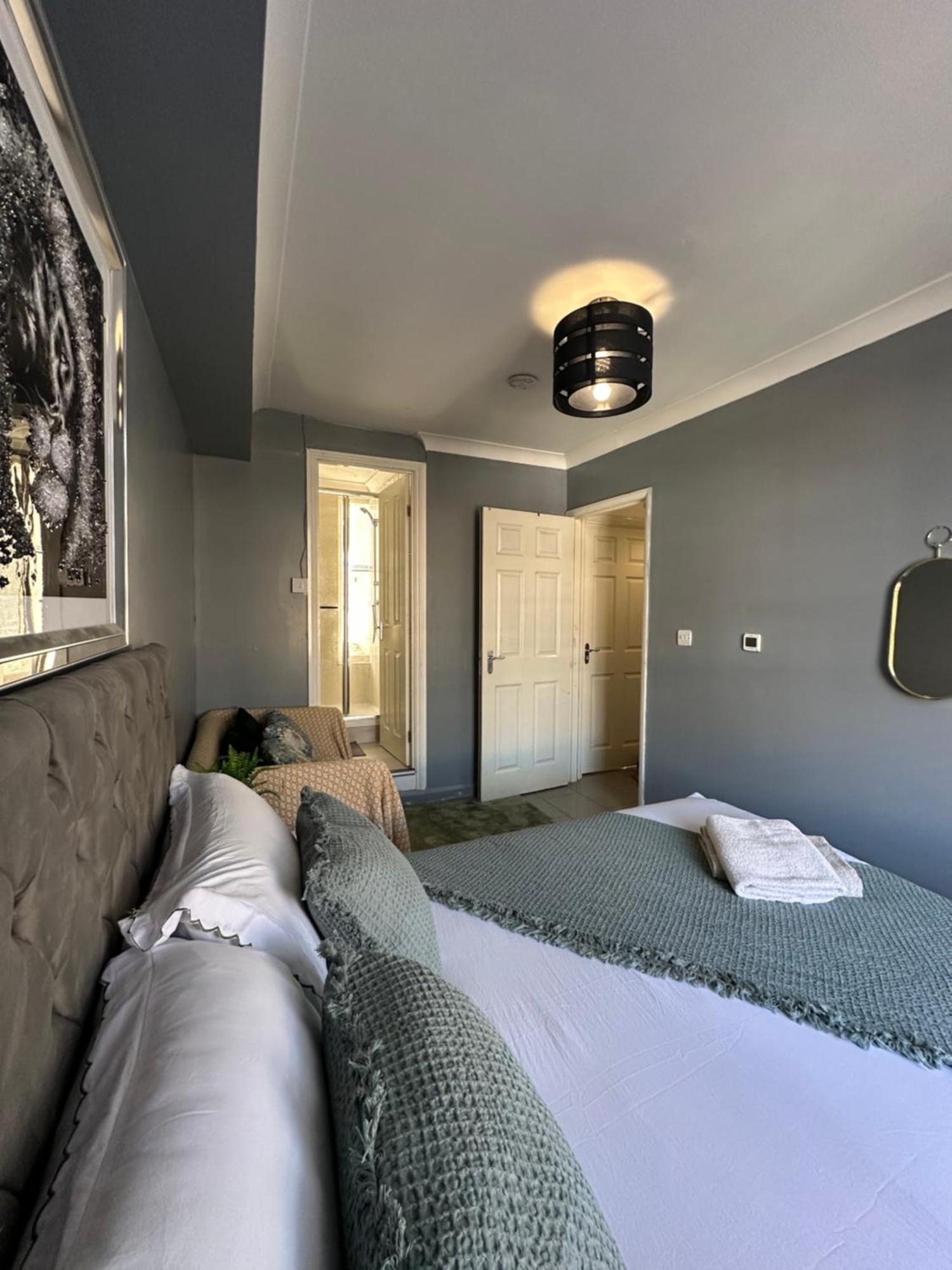"Bright & Spacious" 3 Bedroom Flat By Kings Cross, St Pancras Station!!!!64 London Exterior foto